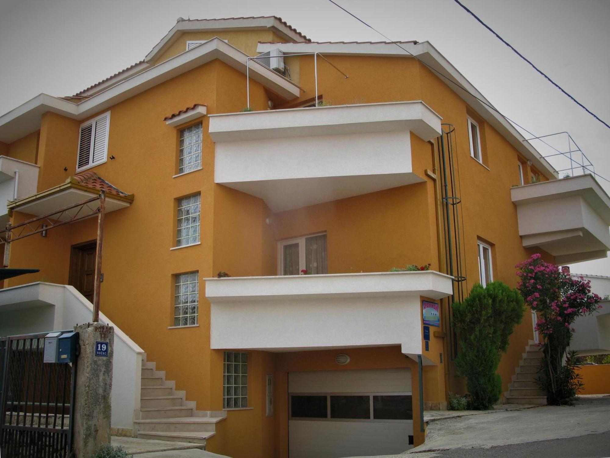 Apartments By The Sea Okrug Gornji, Ciovo - 22139 Trogir Exterior photo