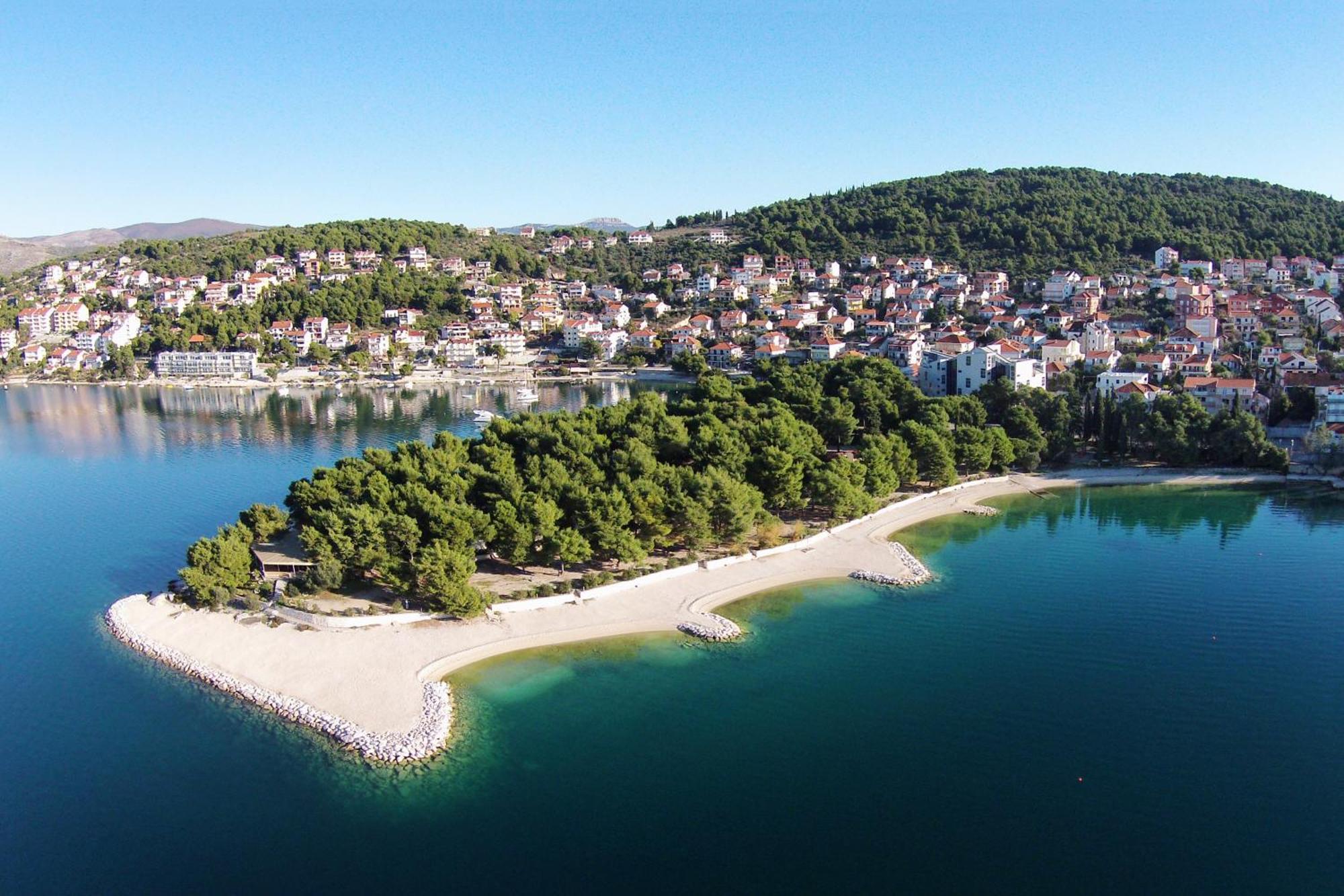 Apartments By The Sea Okrug Gornji, Ciovo - 22139 Trogir Exterior photo